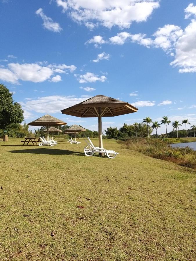 Casa Piscina Climatizada Santa Barbara Resort #Casadecampo131 Águas de Santa Barbara Dış mekan fotoğraf
